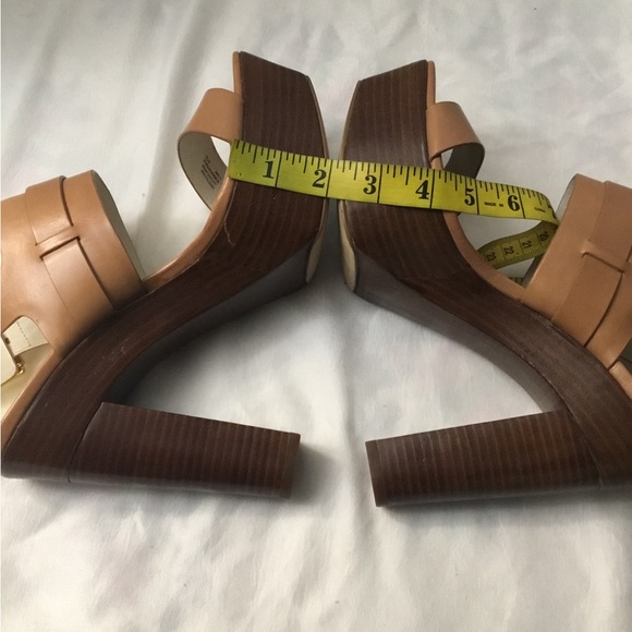 Michael Kors heels - Picture 3 of 16